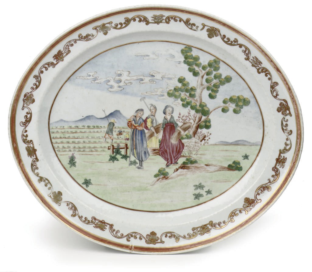 A Chinese famille rose oval dish