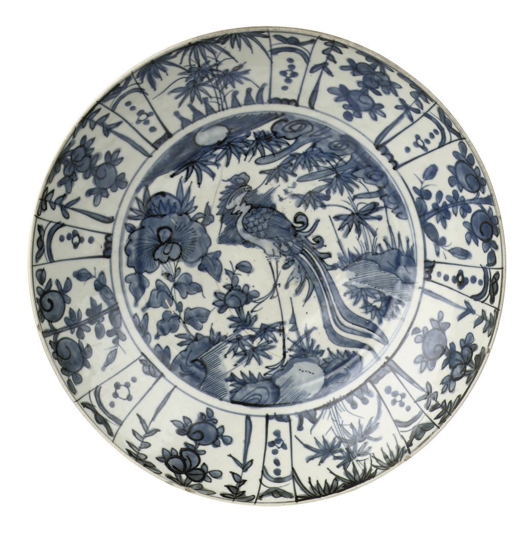 A Chinese Swatow blue and white dish