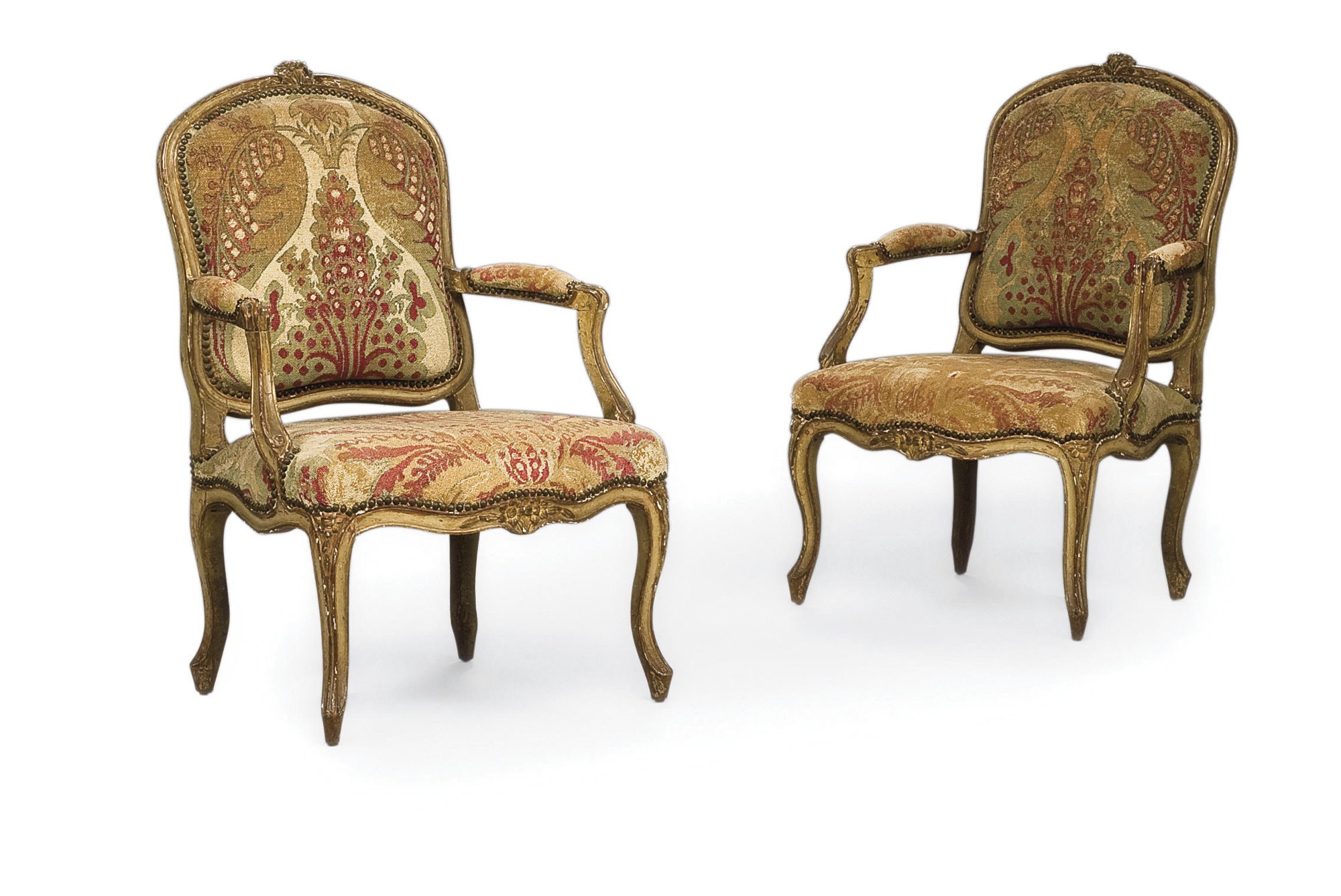 PAIRE DE FAUTEUILS A LA REINE D'EPOQUE LOUIS XV