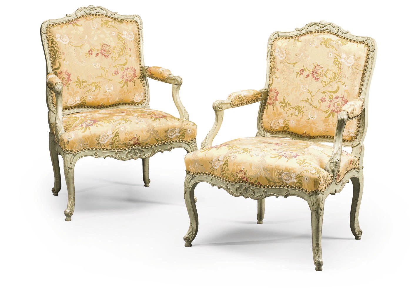 PAIRE DE FAUTEUILS A LA REINE D'EPOQUE LOUIS XV