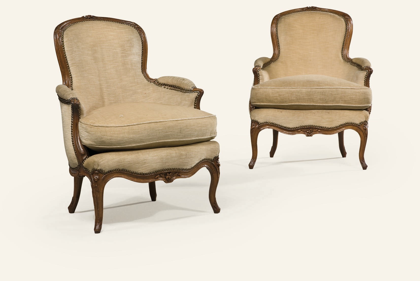 PAIRE DE BERGERES EN CABRIOLET D'EPOQUE LOUIS XV