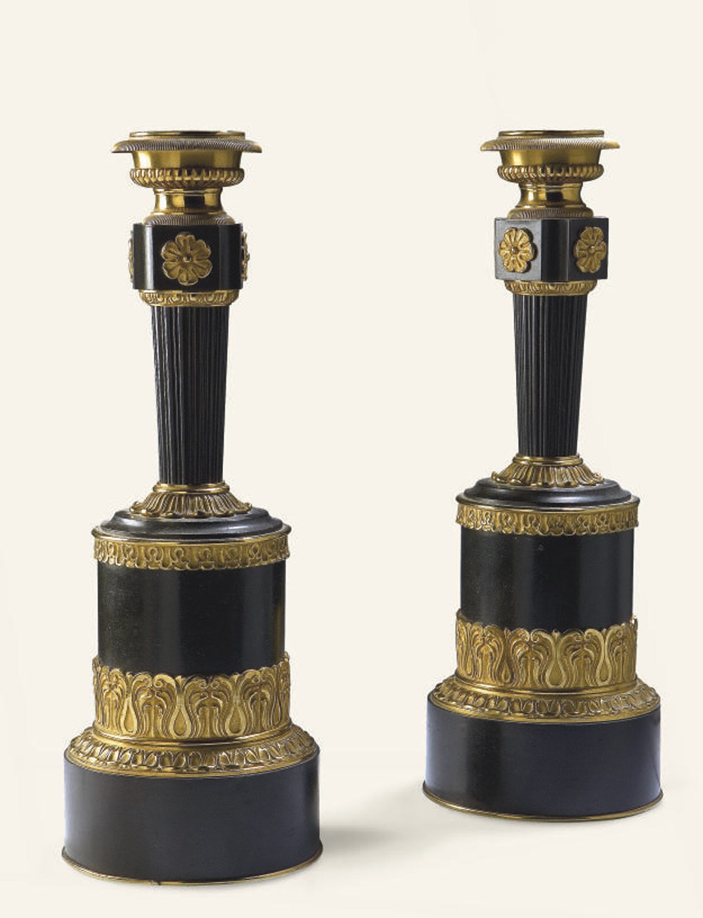 PAIRE DE LAMPES A HUILE D'EPOQUE LOUIS-PHILIPPE