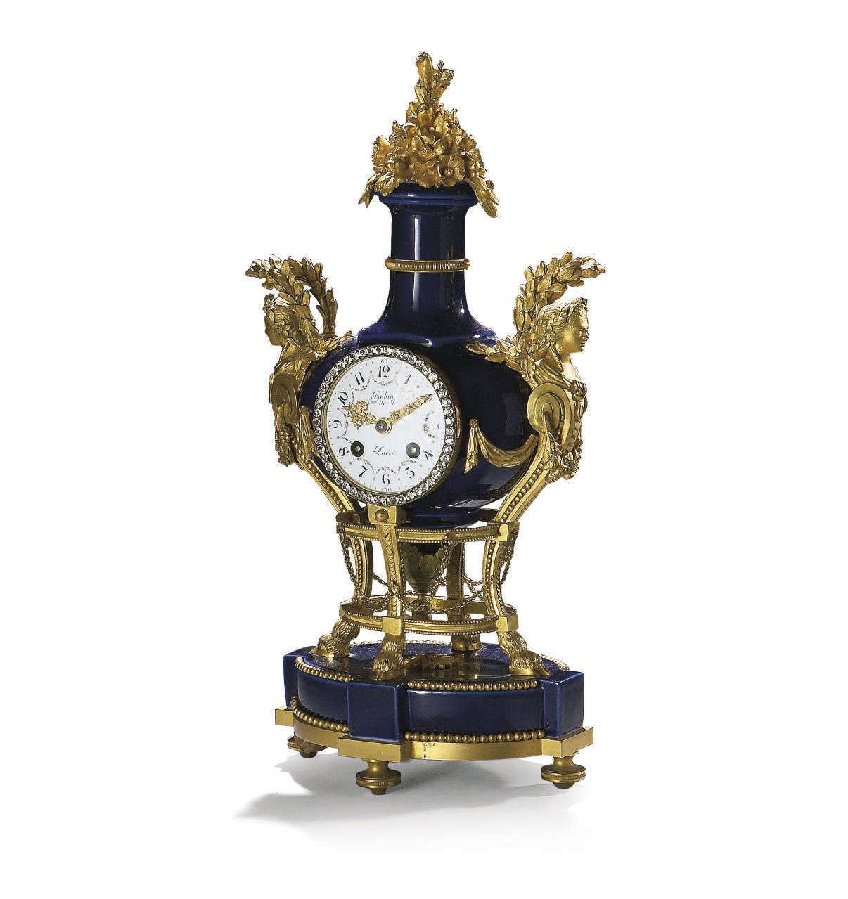 PENDULE DE STYLE LOUIS XVI
