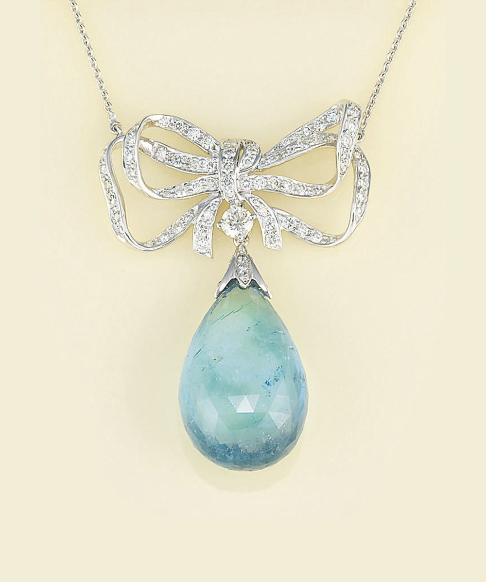 An aquamarine and diamond pendant necklace