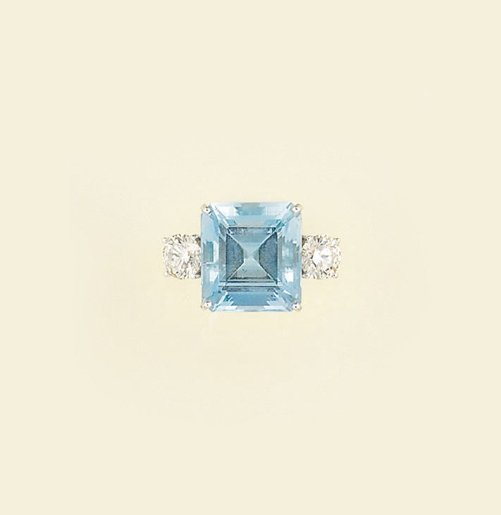 An aquamarine and diamond ring