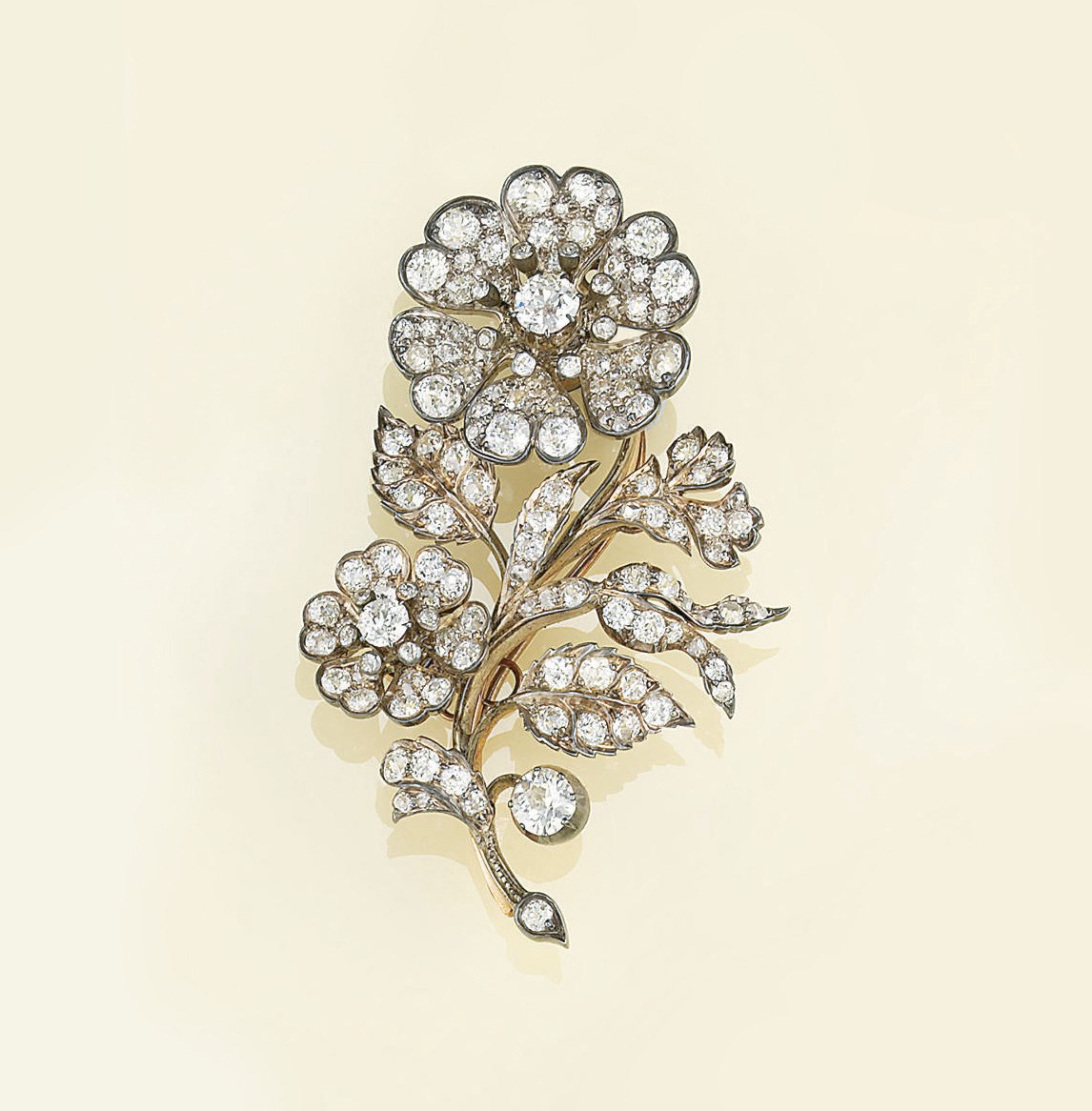 A late Victorian diamond brooch
