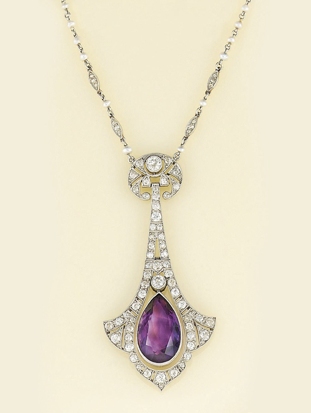 A Belle Epoque amethyst and diamond pendant