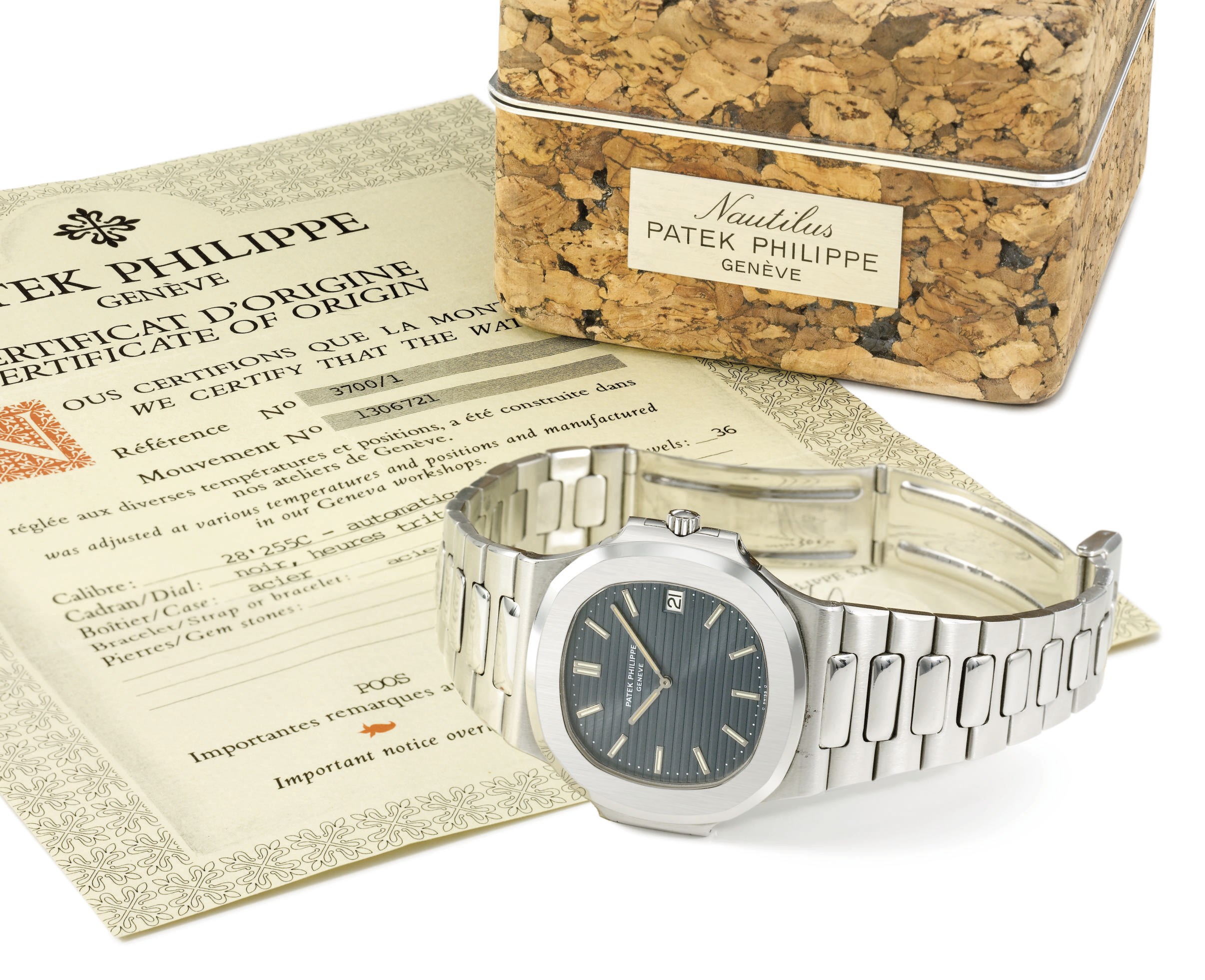 Patek Philippe. A rare stainless steel automatic wristwatch with date, bracelet, original certificate and cork box