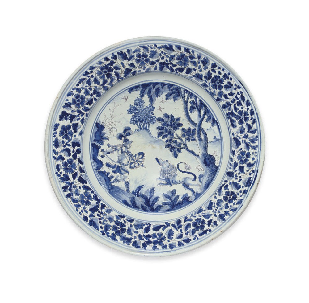 A NEVERS FAIENCE CHARGER