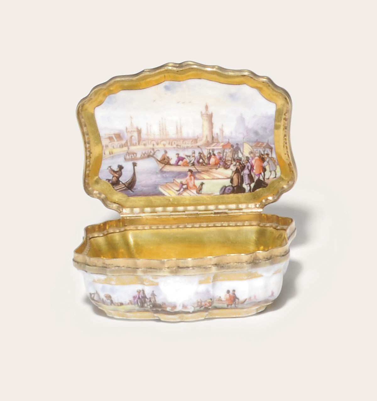 A MEISSEN PORCELAIN SILVER-GILT MOUNTED SNUFF-BOX