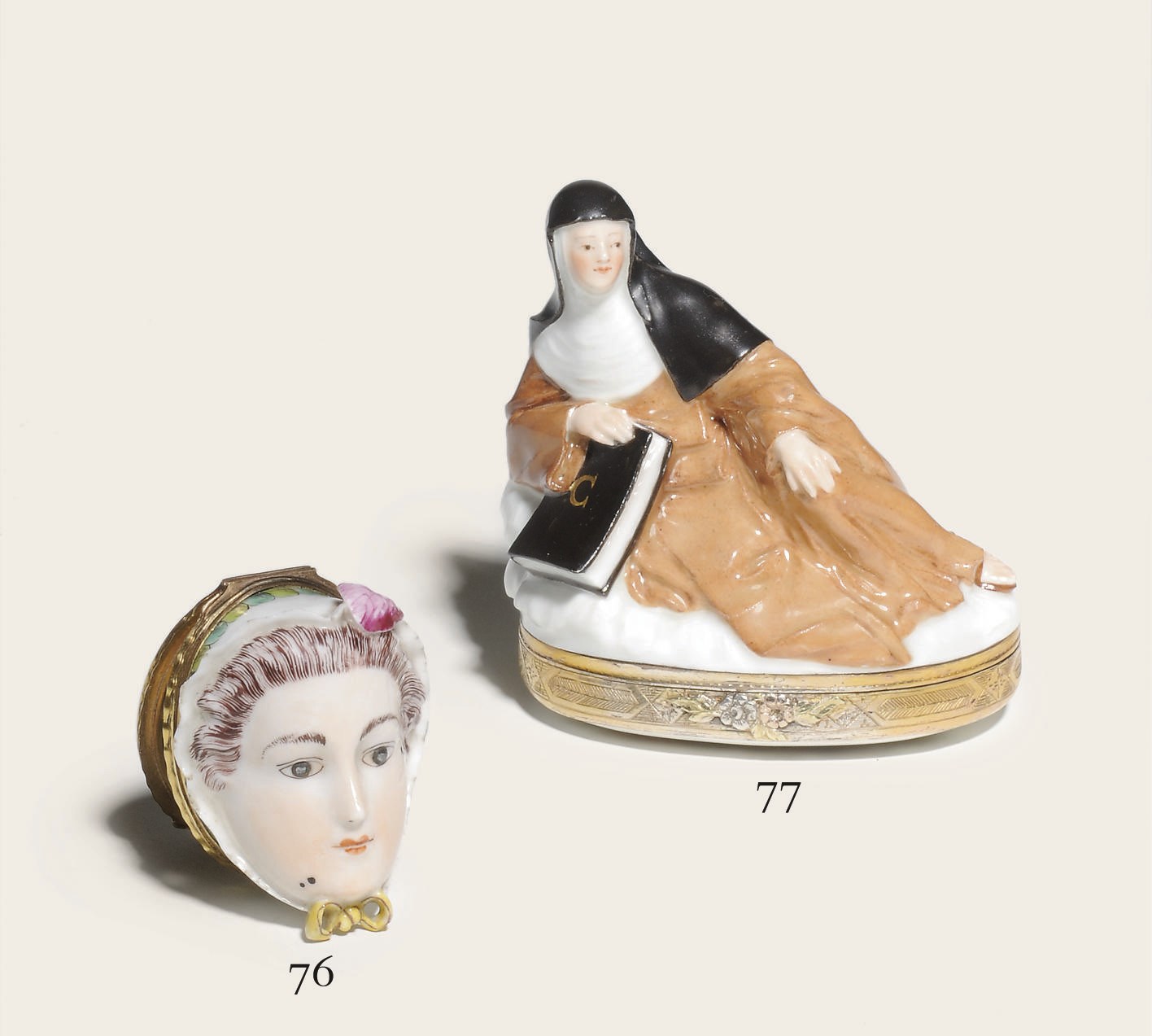 A GERMAN PORCELAIN GILT-METAL MOUNTED SNUFF-BOX