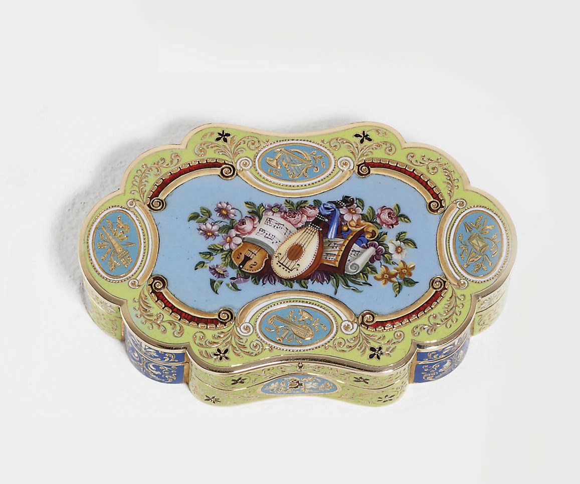 A SWISS ENAMELLED GOLD SNUFF-BOX FOR THE ORIENTAL MARKET