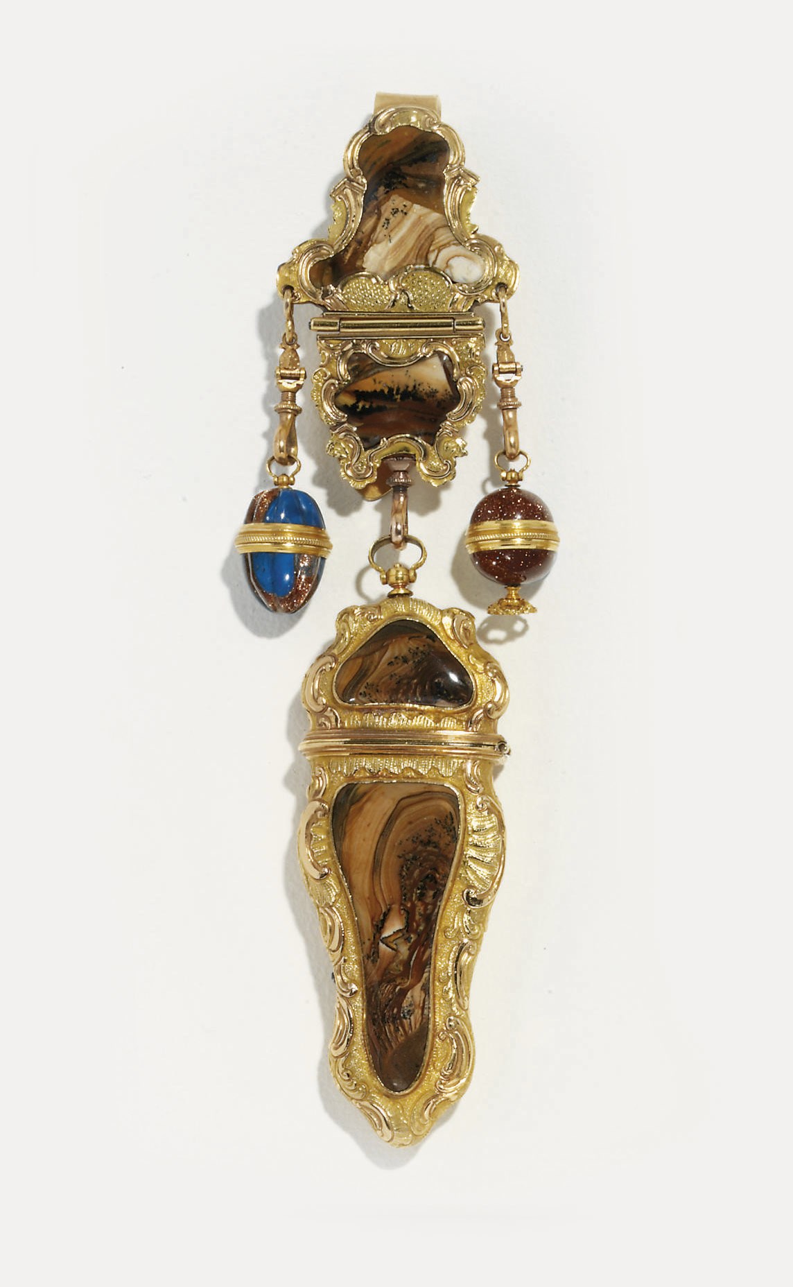 A GEORGE II PINCHBECK-MOUNTED HARDSTONE CHÂTELAINE WITH NÉCESSAIRE