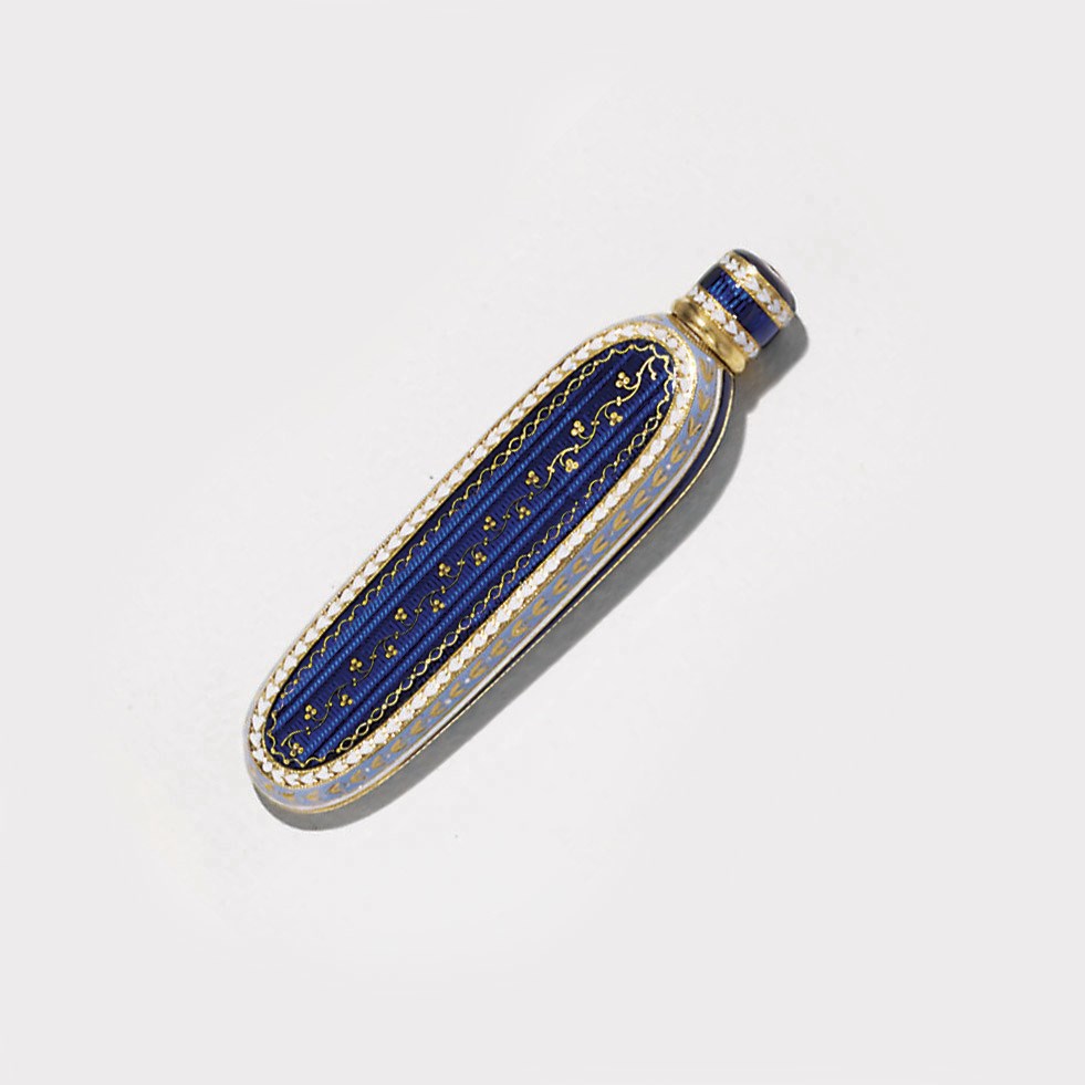A GEORGE III GOLD-MOUNTED ENAMELLED SCENT BOTTLE
