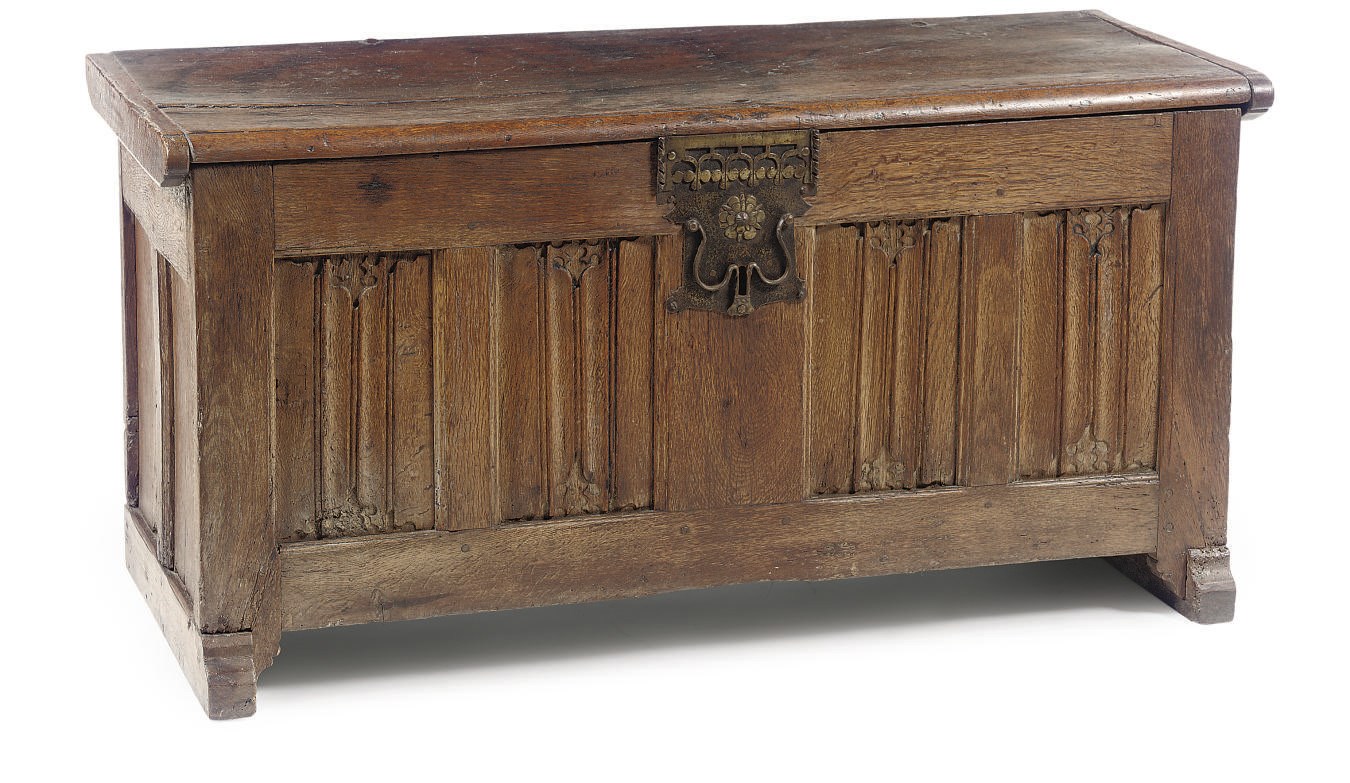 A NORTH EUROPEAN OAK CHEST
