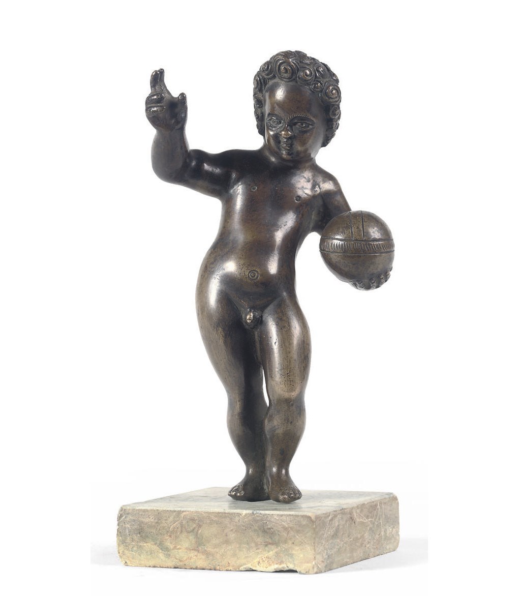 A BRONZE FIGURE OF THE INFANT CHRIST