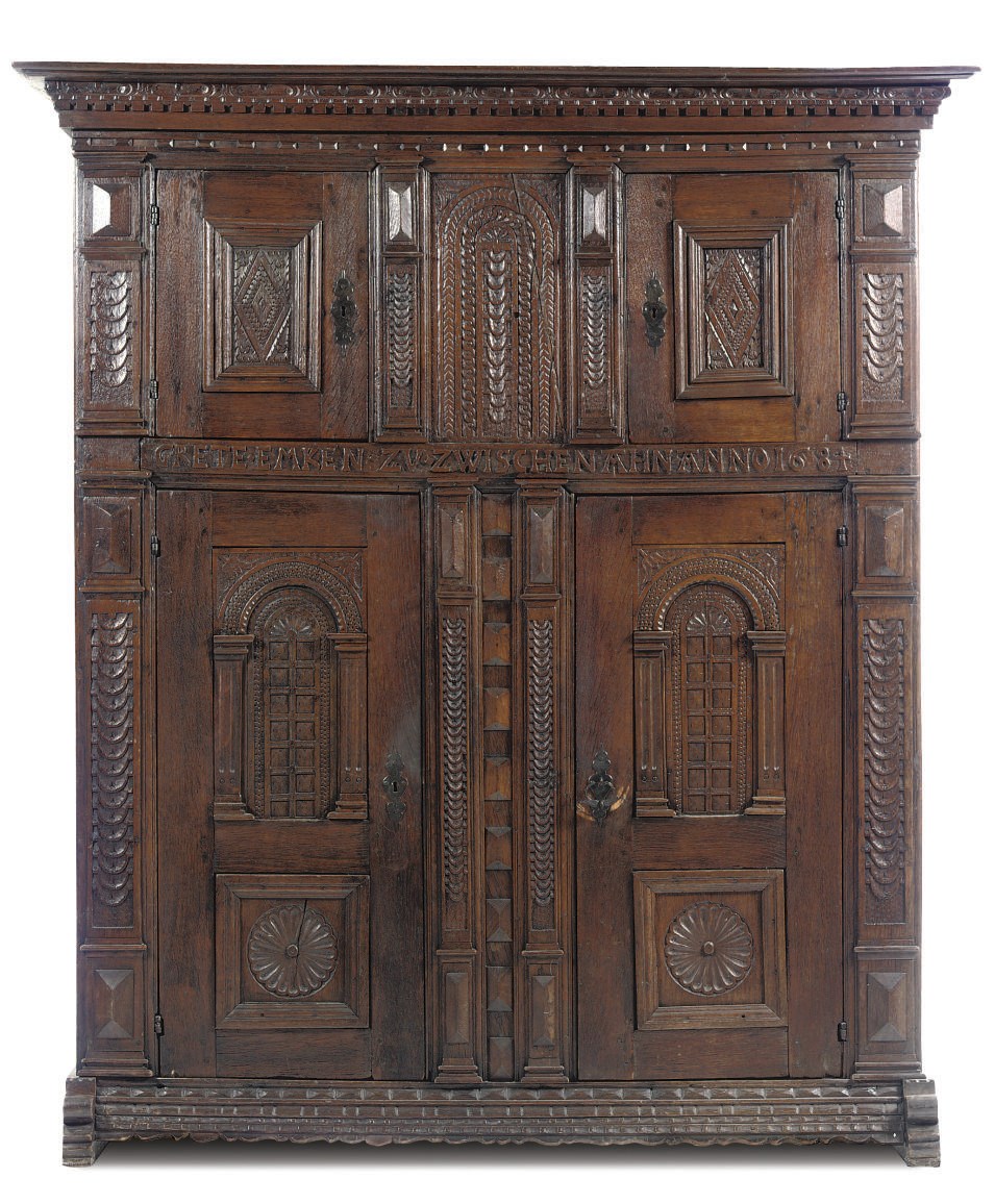 A GERMAN OAK CUPBOARD
