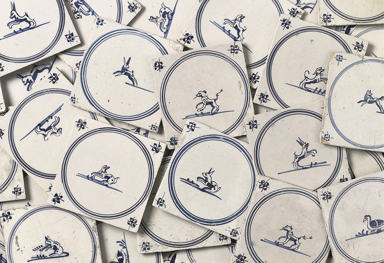 A series of one hundred and twenty Dutch blue and white 'Springertjes' tiles