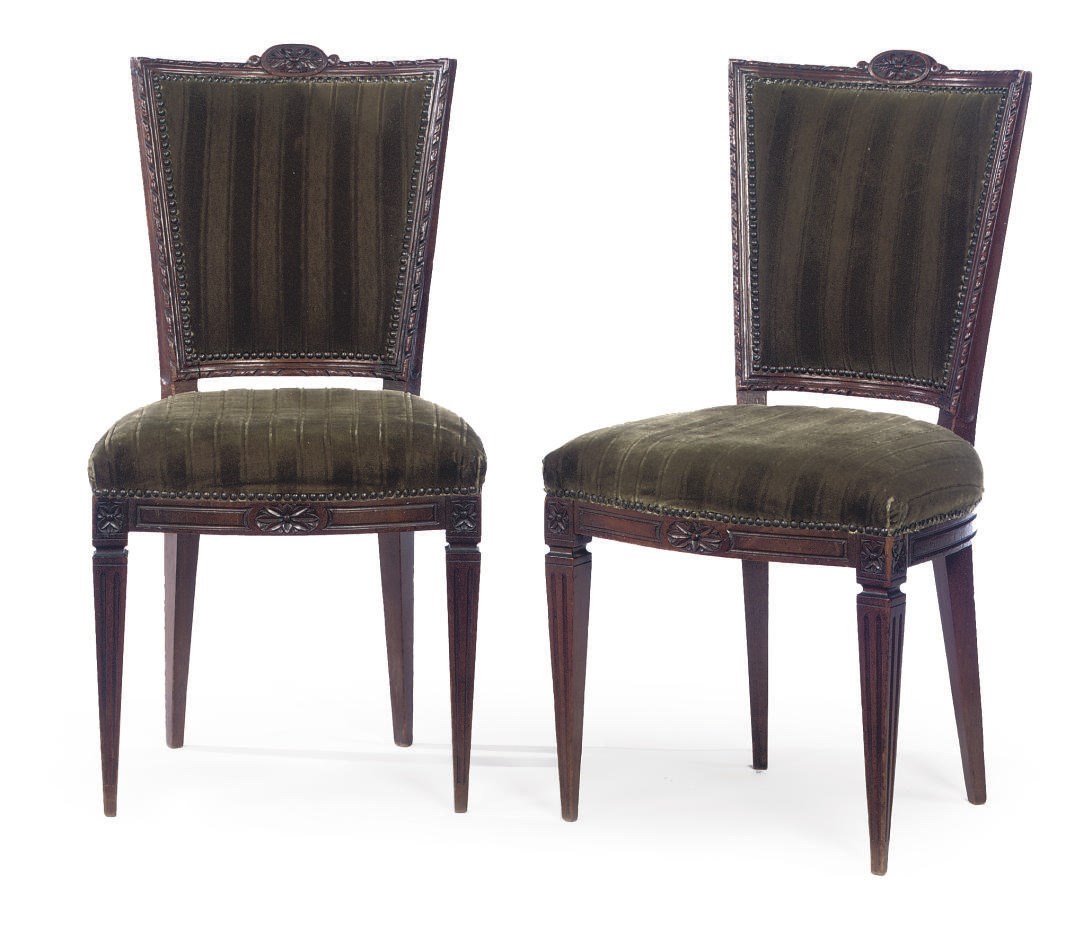 A SET OF SIX DUTCH MAHOGANY DINING CHAIRS