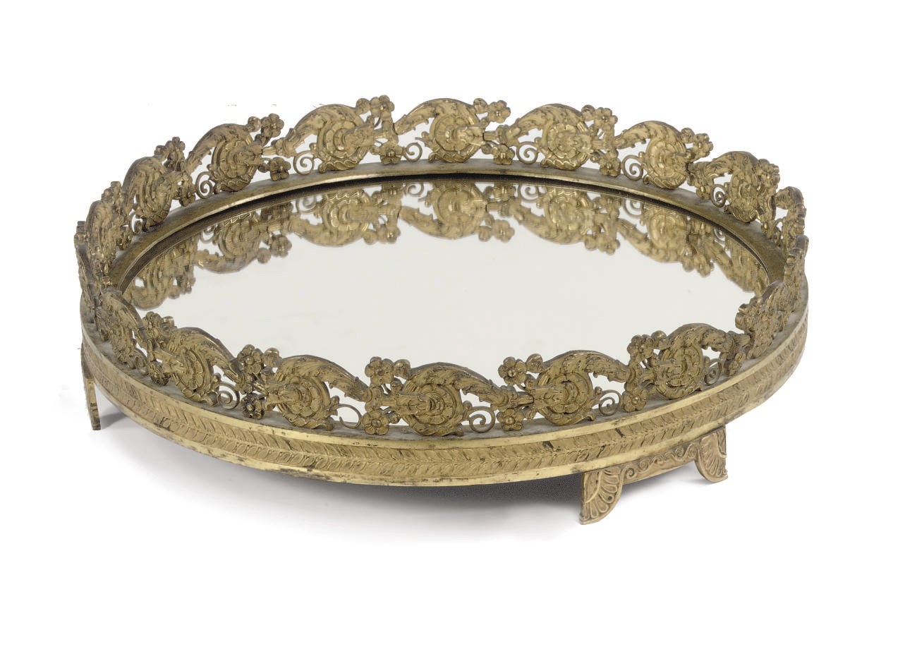 A RESTAURATION ORMOLU SURTOUT DE TABLE