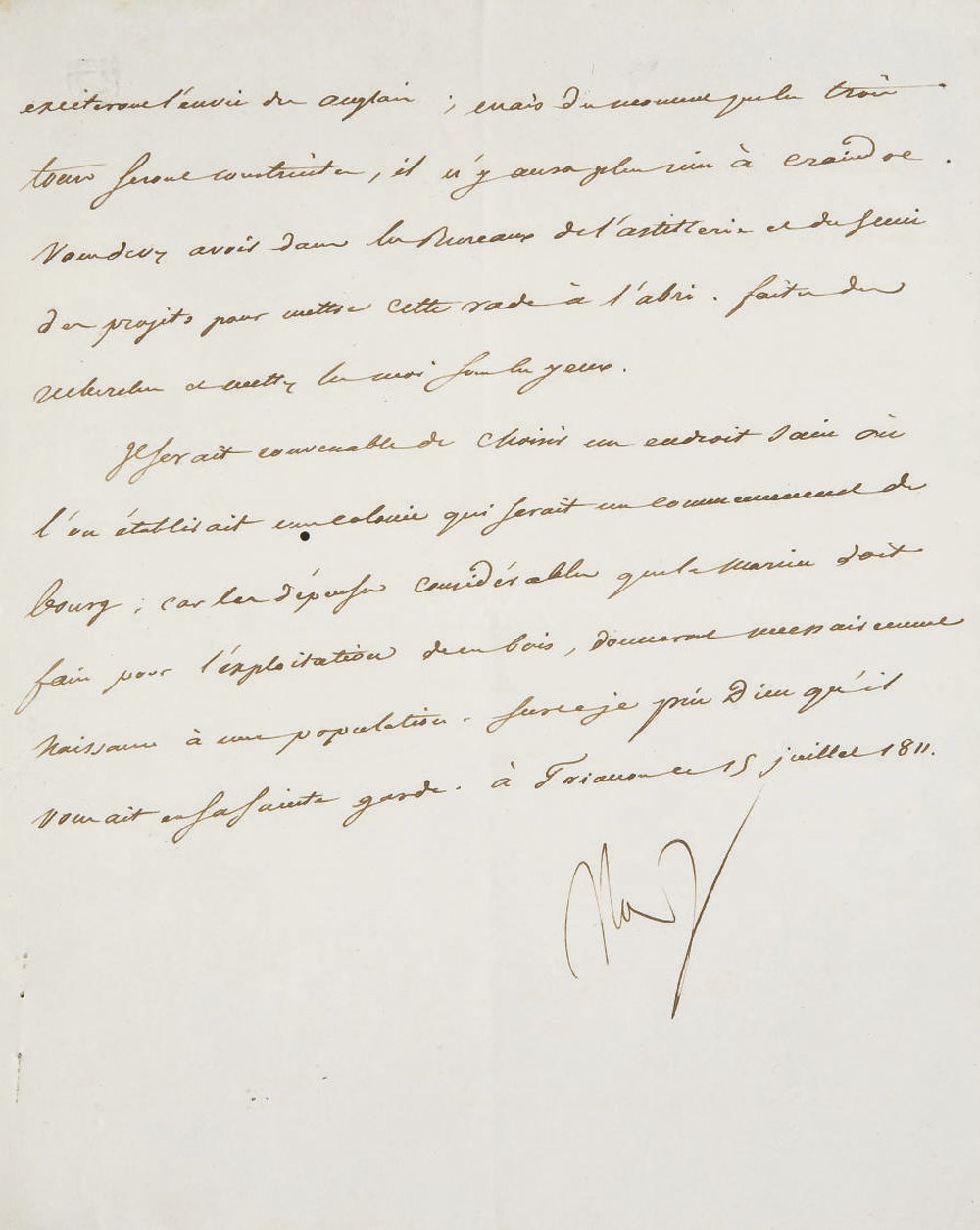 NAPOLÉON Ier (1769-1821). Lettre signée "Nap", 3 pages in-4 sur un double feuillet plié (233 x 187 mm), encre sur papier, adressée au général Clarke, duc de Feltre, située et datée "à Trianon, 15 juillet 1811". (Traces pliure, 2 minuscules trous de ver sans atteinte au texte.)