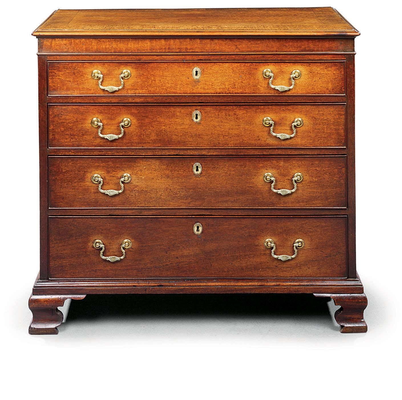 A GEORGE III MAHOGANY CHEST