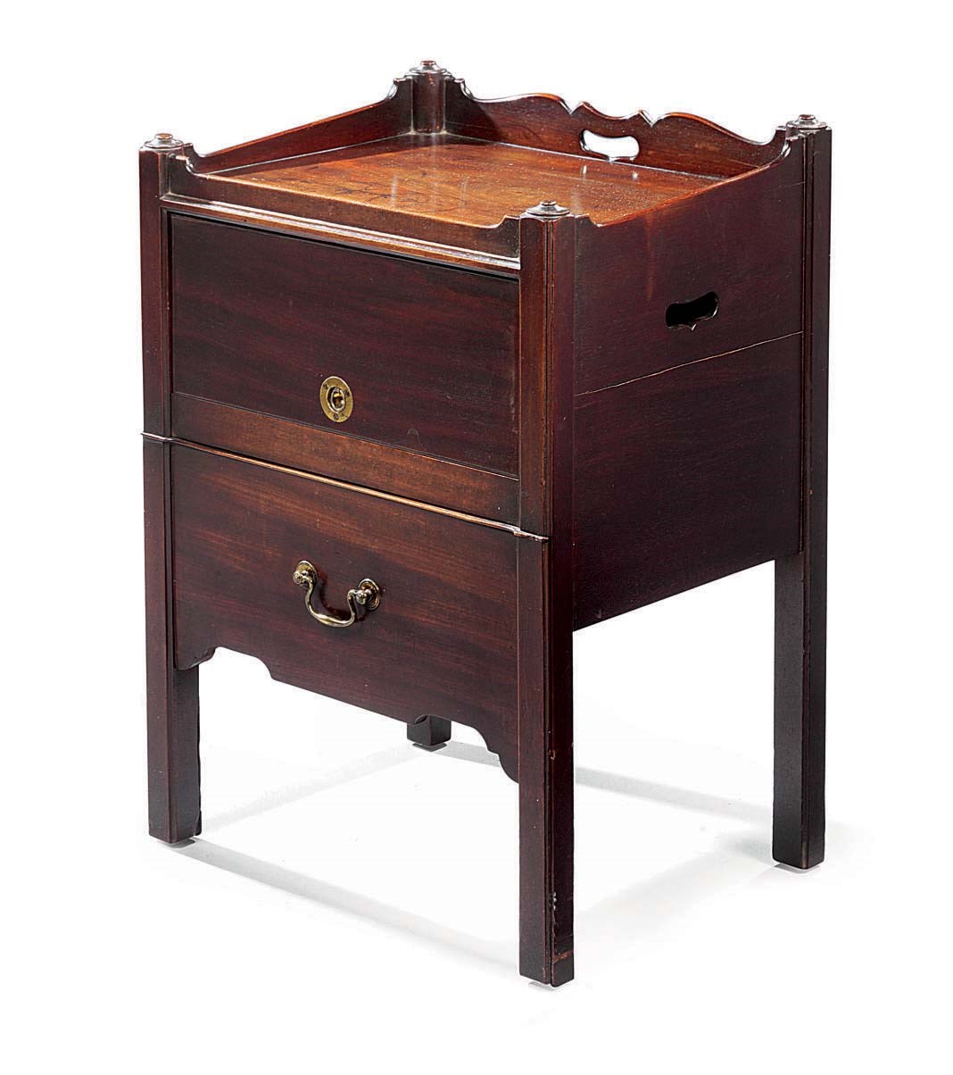 A GEORGE III MAHOGANY BEDSIDE CUPBOARD