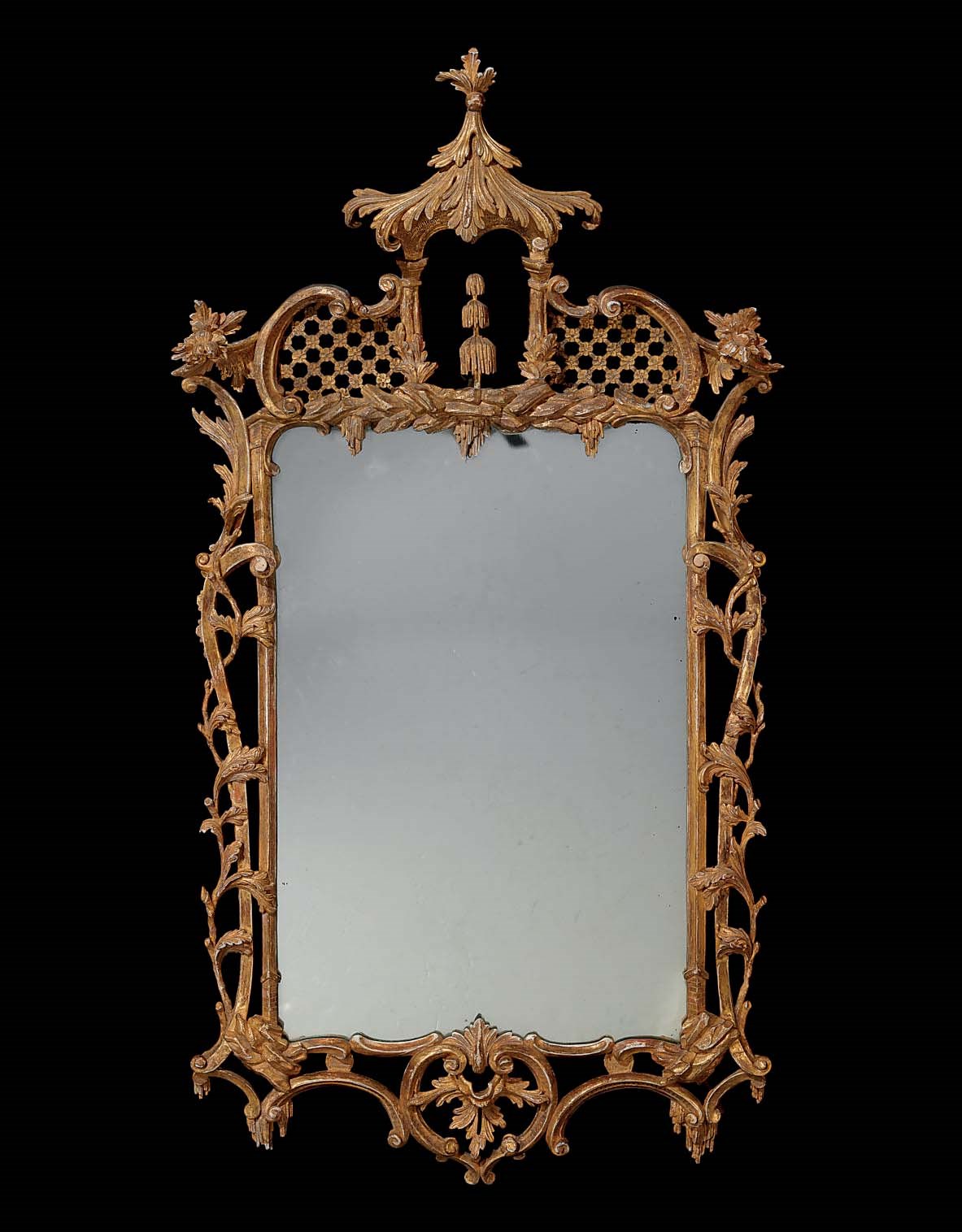 A GILTWOOD MIRROR