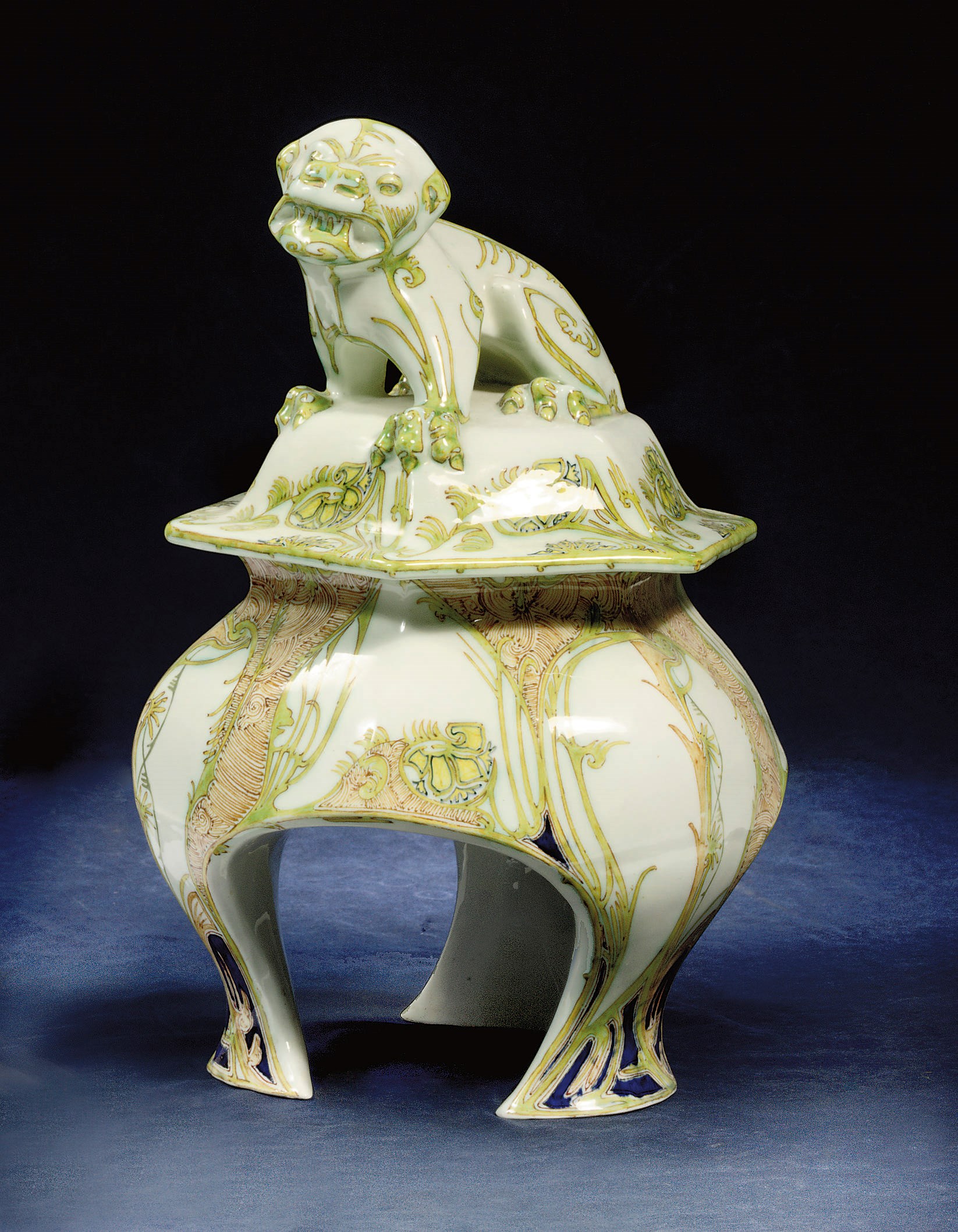 A pottery vase