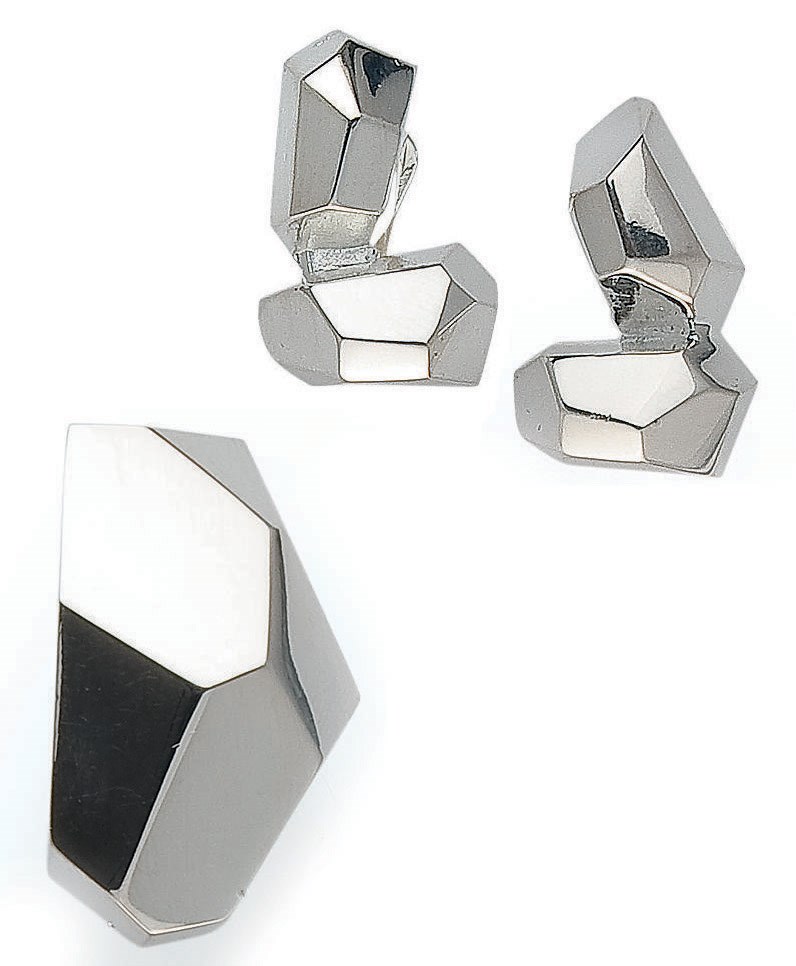 BAGUE ET PAIRE DE CLIPS D'OREILLES "ROCHER", PAR HEDVA SER