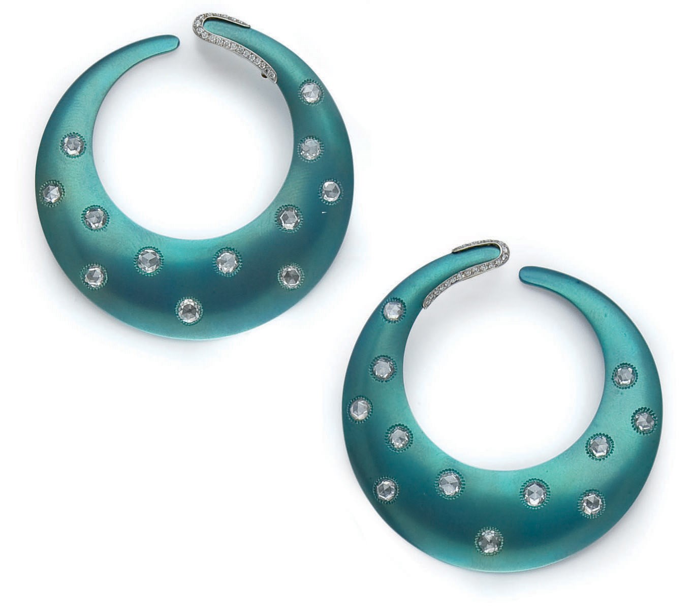 PAIRE DE PENDANTS D'OREILLES DIAMANTS, PAR MARCHAK