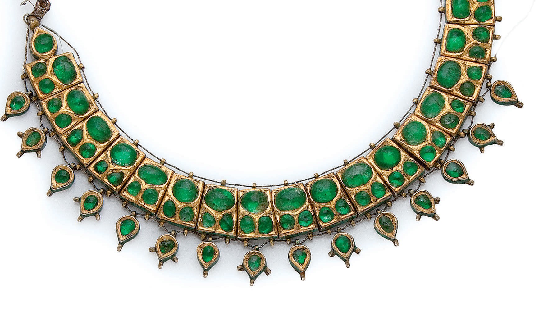 COLLIER INDIEN EMERAUDES ET EMAIL