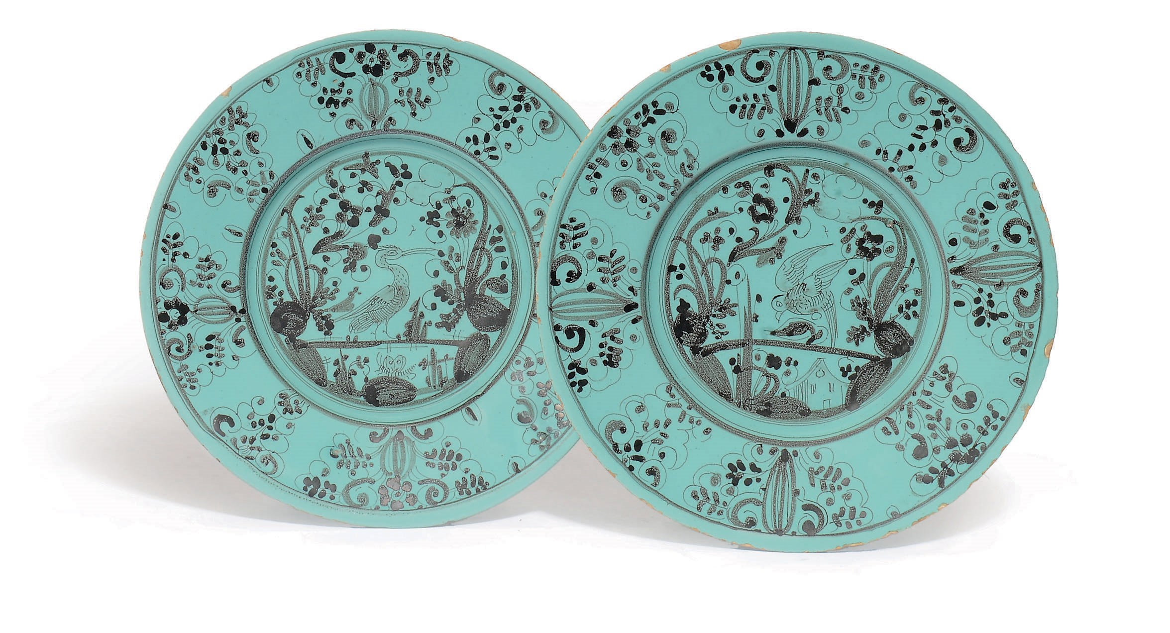 A PAIR OF SAVONA MAIOLICA TURQUOISE-GROUND DISHES