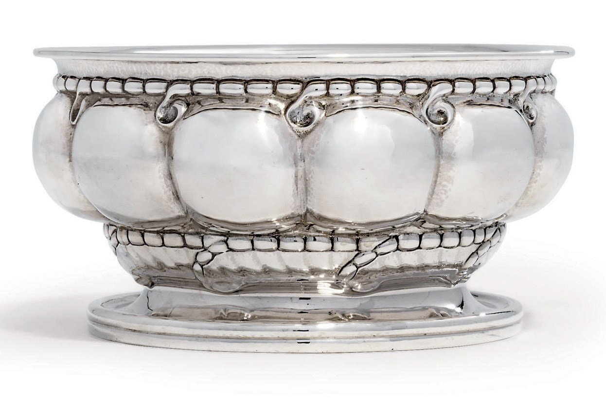 A DANISH CENTREPIECE BOWL DESIGNED BY GEORG JENSEN