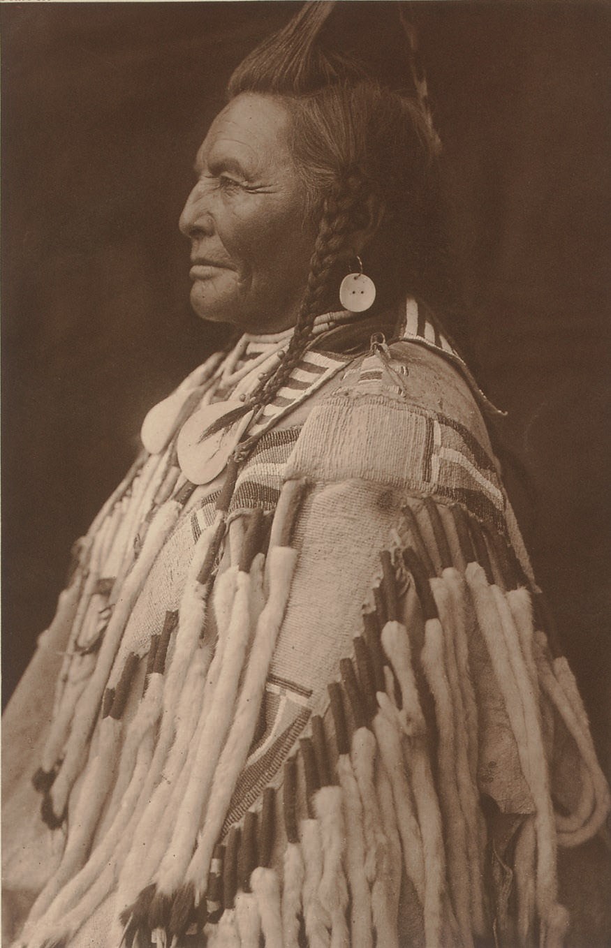 EDWARD S. CURTIS (1868-1952)