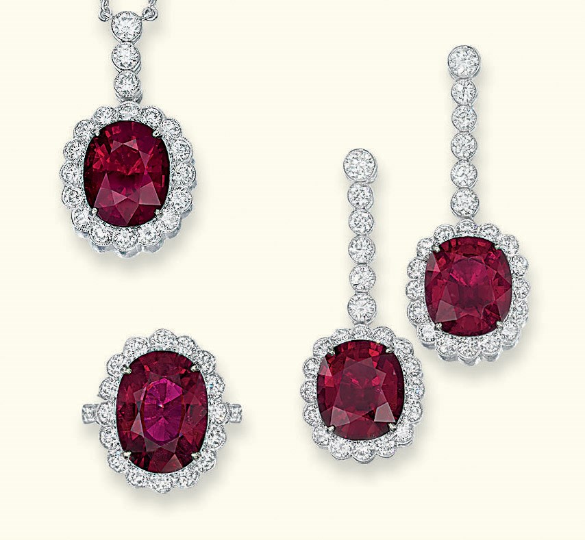 A SUITE OF RUBELITE TOURMALINE AND DIAMOND JEWELLERY