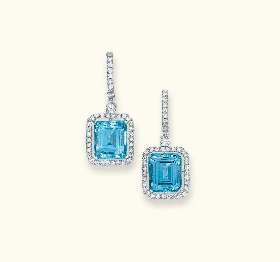 A PAIR OF AQUAMARINE AND DIAMOND EAR PENDANTS
