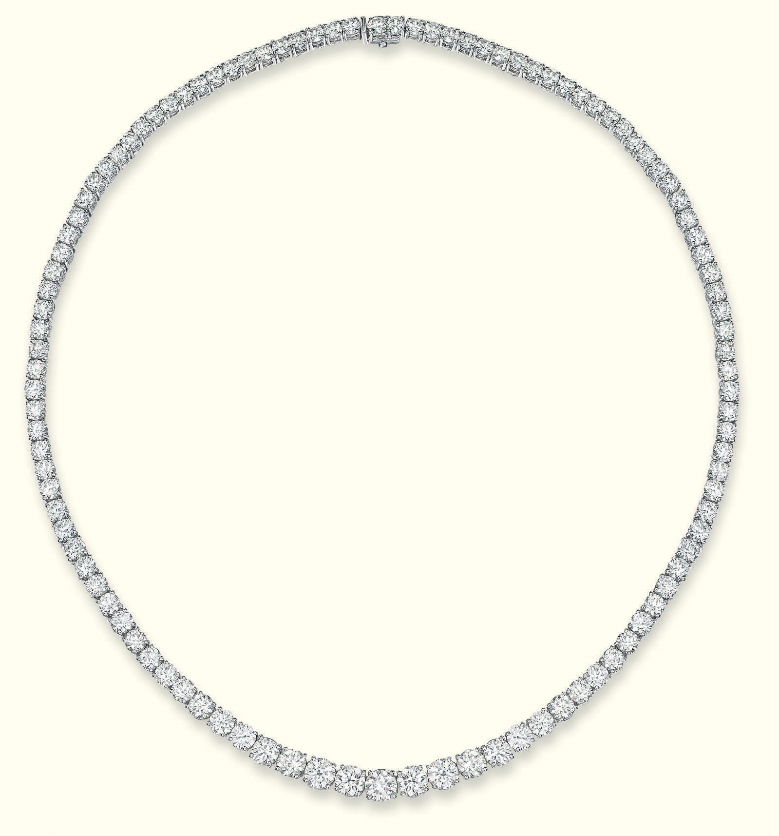 A DIAMOND LINE NECKLACE