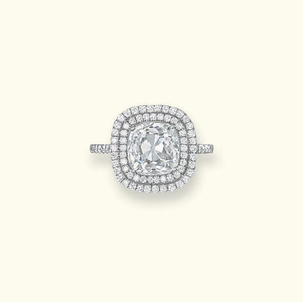 A DIAMOND SINGLE-STONE RING