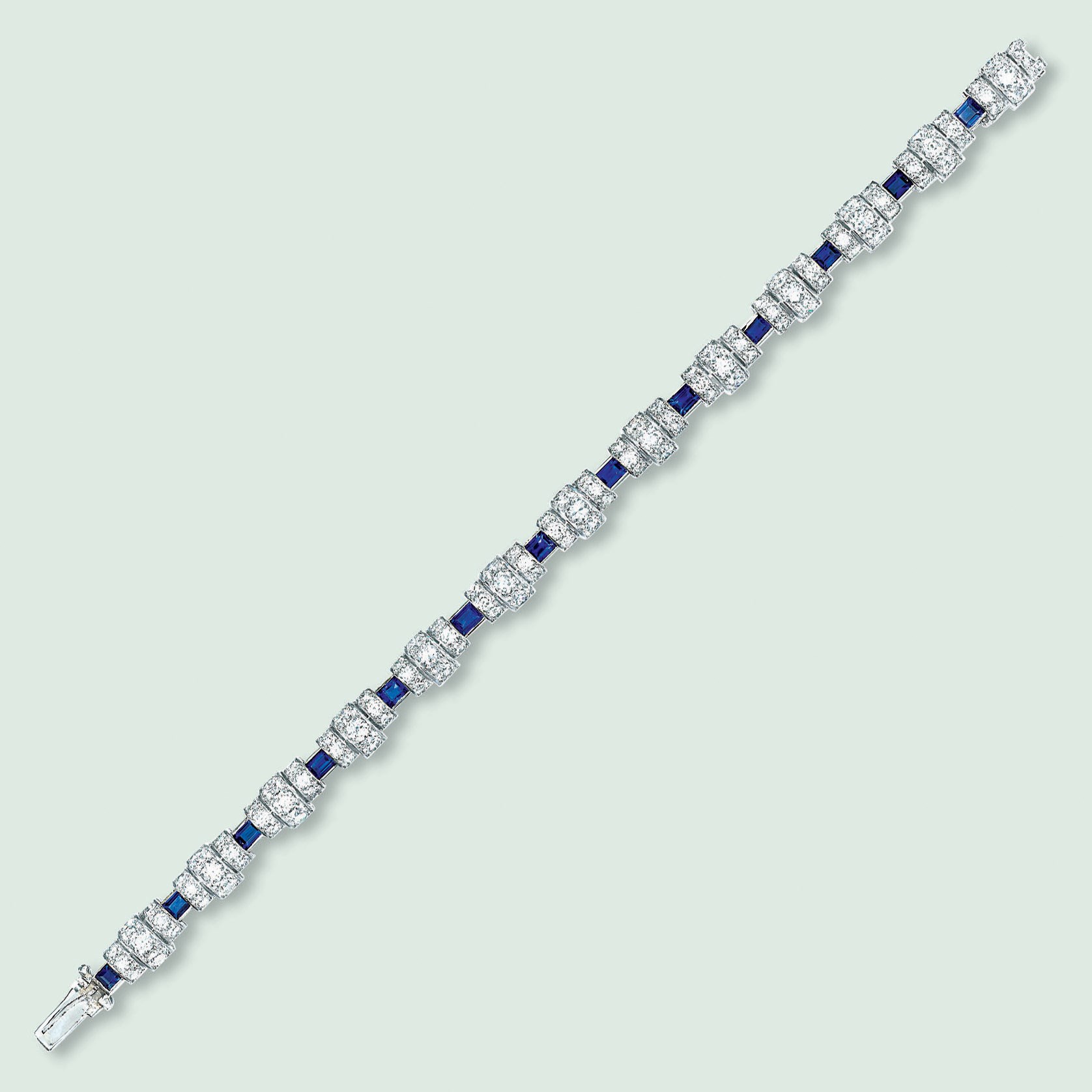 AN ART DECO DIAMOND BRACELET, BY CARTIER