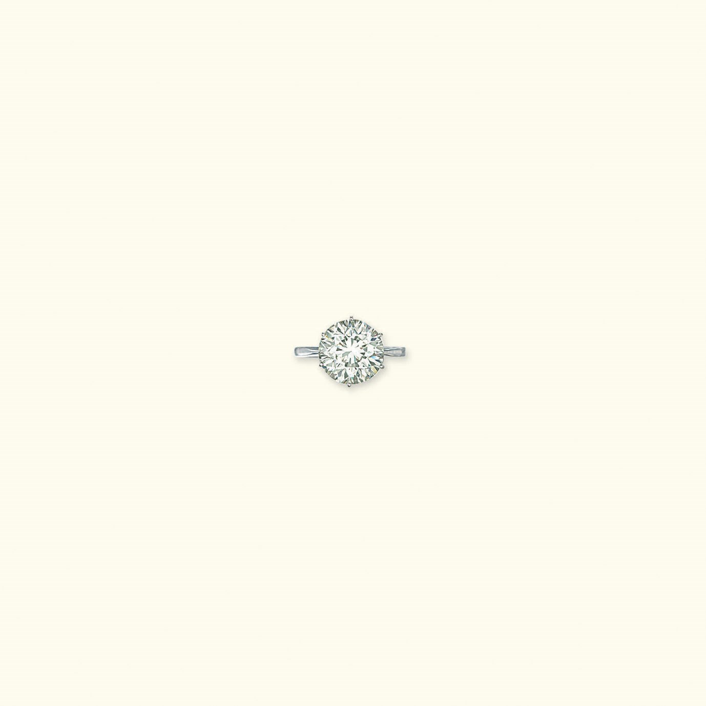 A DIAMOND SINGLE-STONE RING
