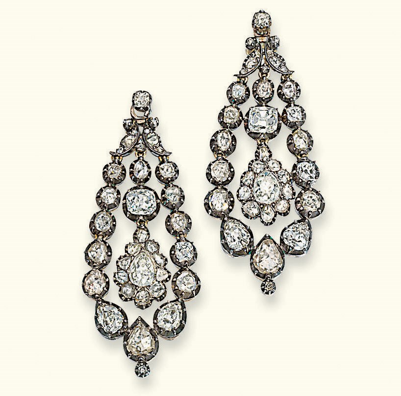 A PAIR OF GEORGE III DIAMOND EAR PENDANTS