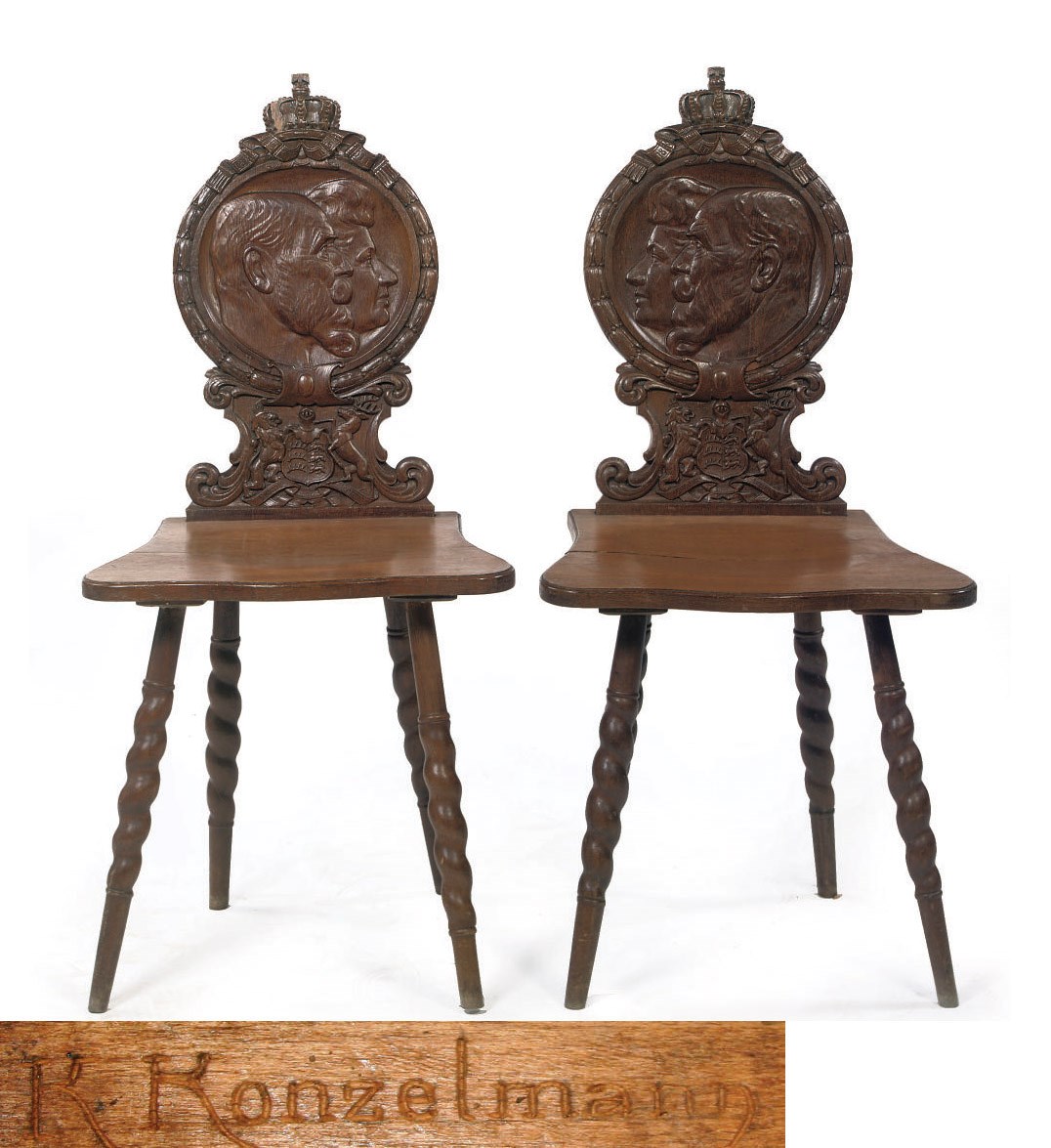 A PAIR OF GERMAN OAK SIDE CHAIRS