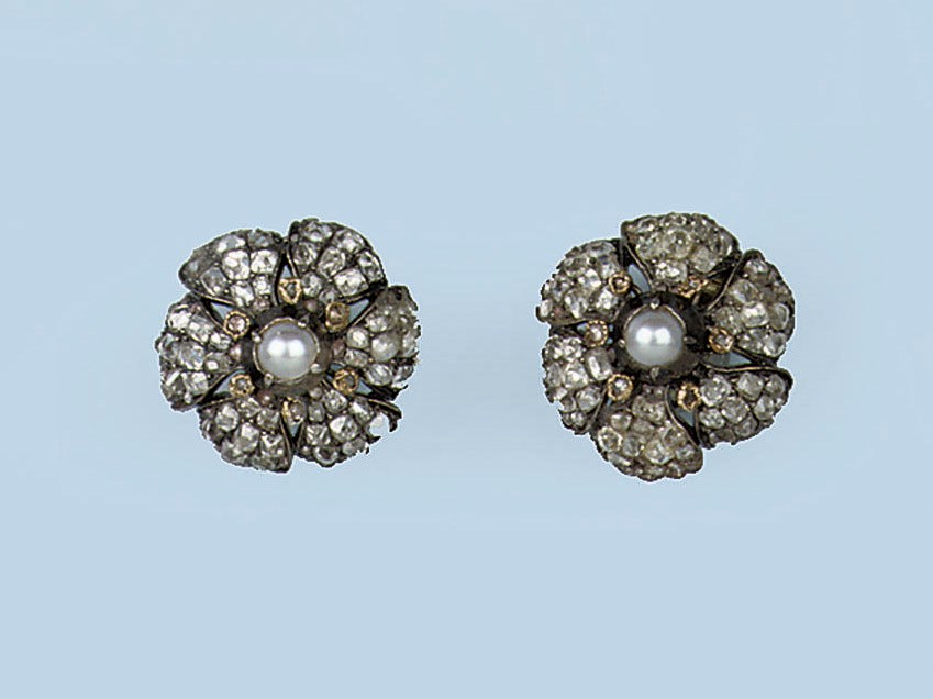 A GEM SET AND DIAMOND BRACELET AND A PAIR OF DIAMOND EARCLIPS