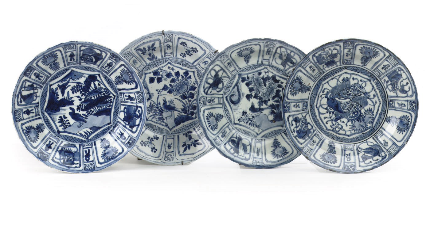 Four Chinese blue and white 'kraak porselein' plates