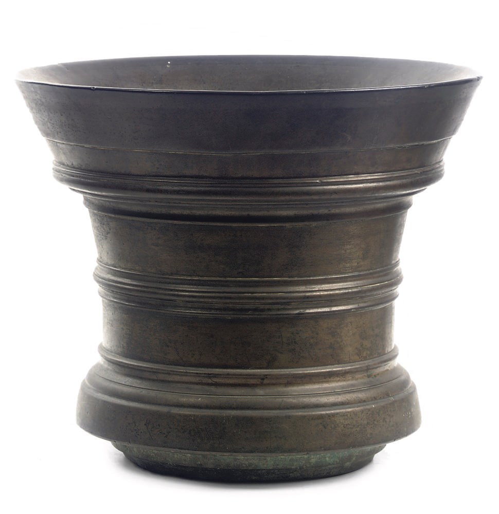 A DUTCH BRONZE MORTAR
