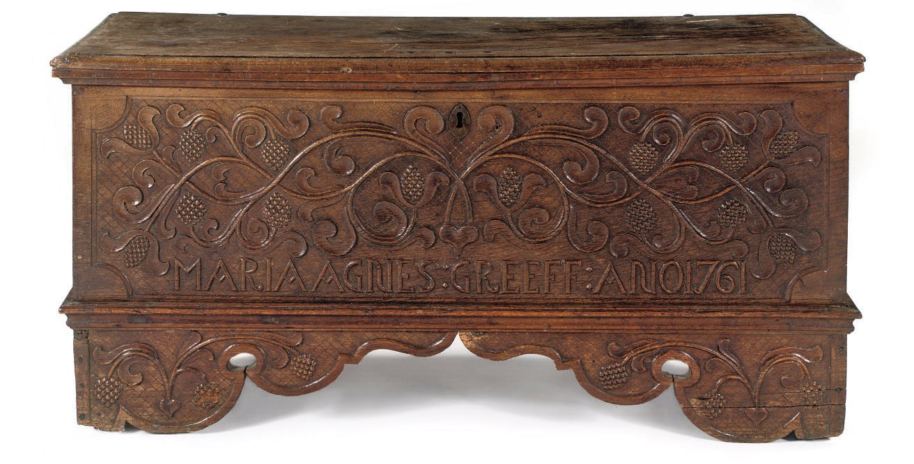 A GERMAN OAK CHEST