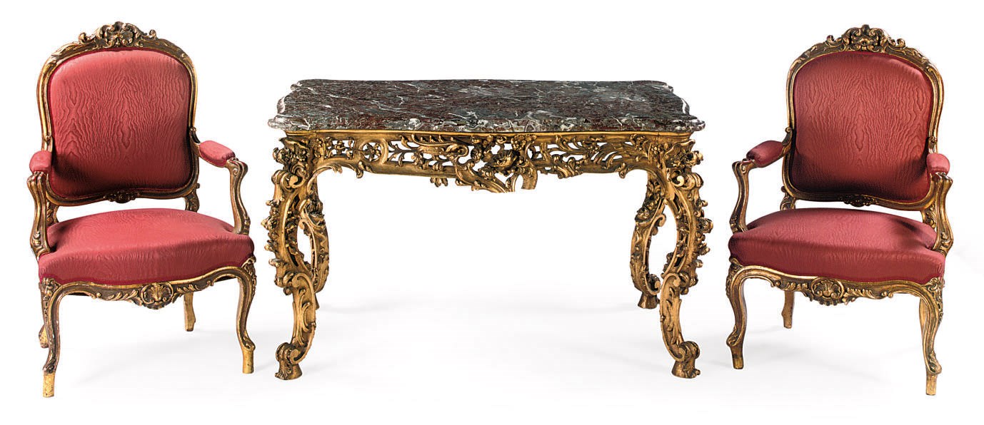 A PAIR OF GILTWOOD ARMCHAIRS AND A GILTWOOD CENTRE TABLE