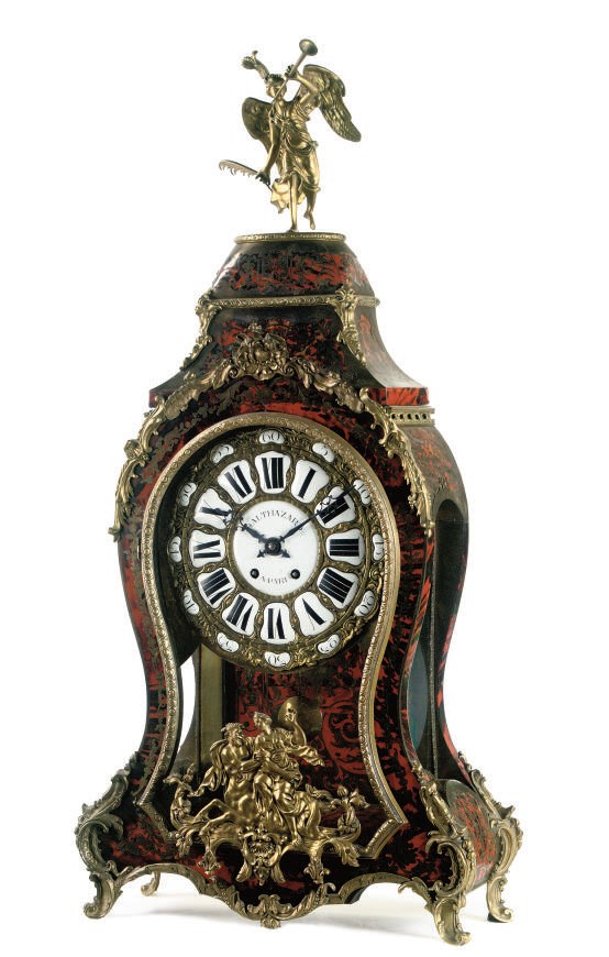 A LARGE FRENCH ORMOLU-MOUNTED TORTOISESHELL AND BOULLE MARQUETRY BRACKET CLOCK
