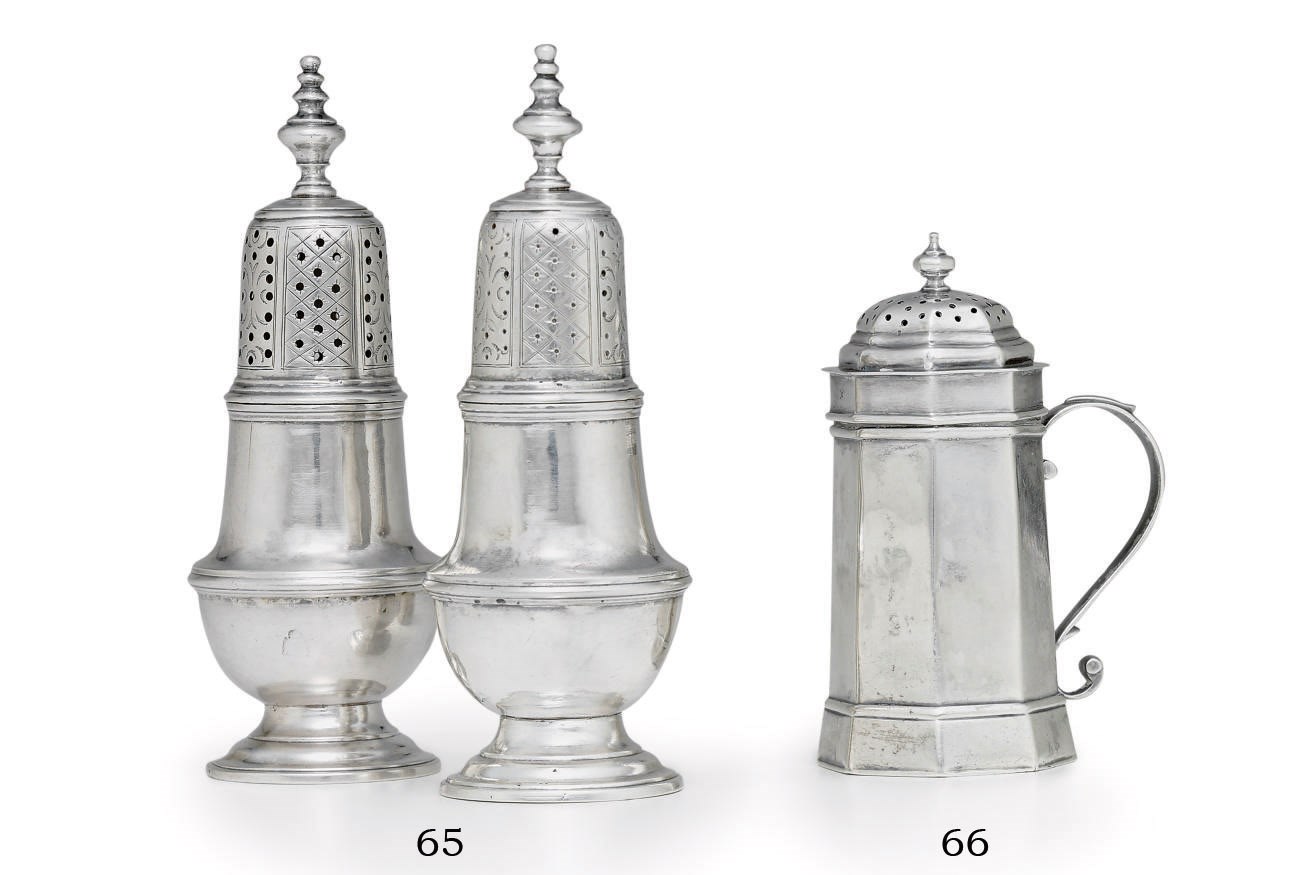 A SILVER PEPPER BOX
